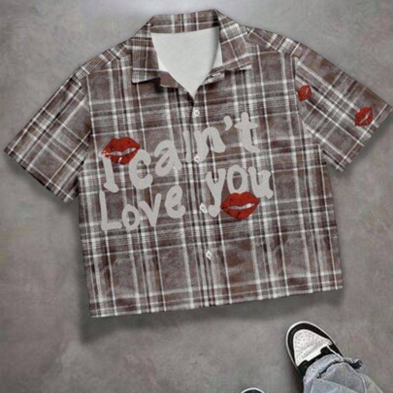 Plaid Print Lips Graphic Crop Shirt